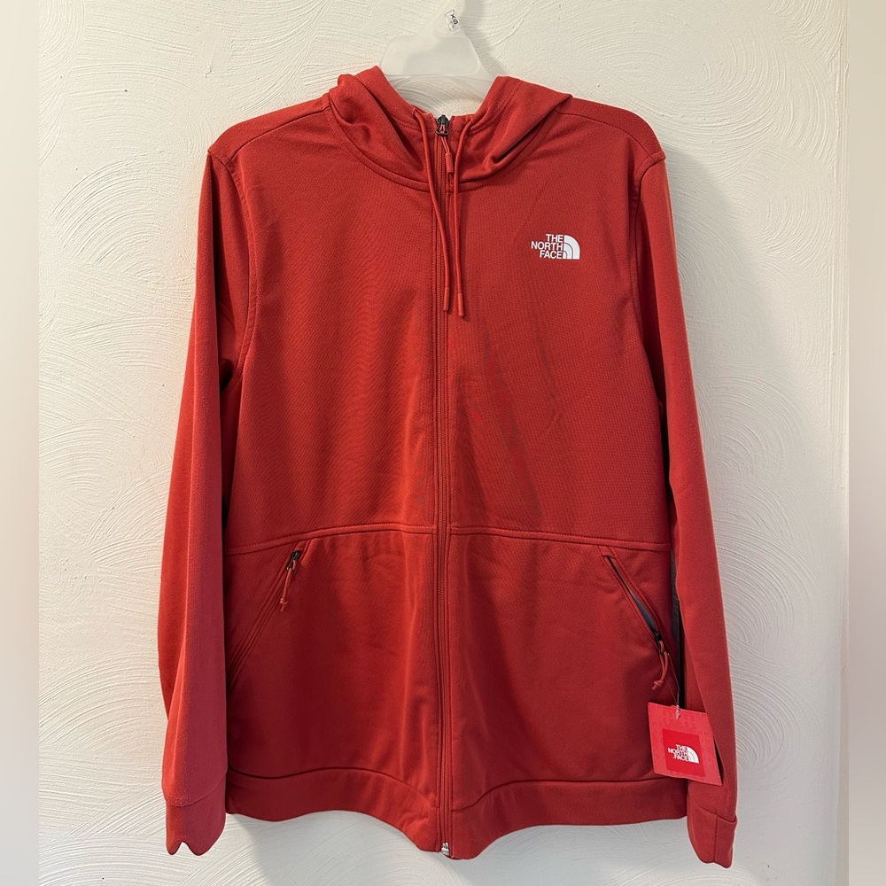 NEW WITH TAG North Face zip up hoodie